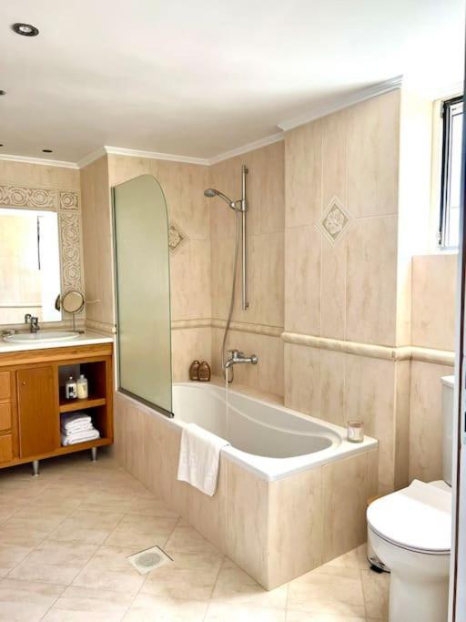 Theasis Apartments Adamantas  Dış mekan fotoğraf