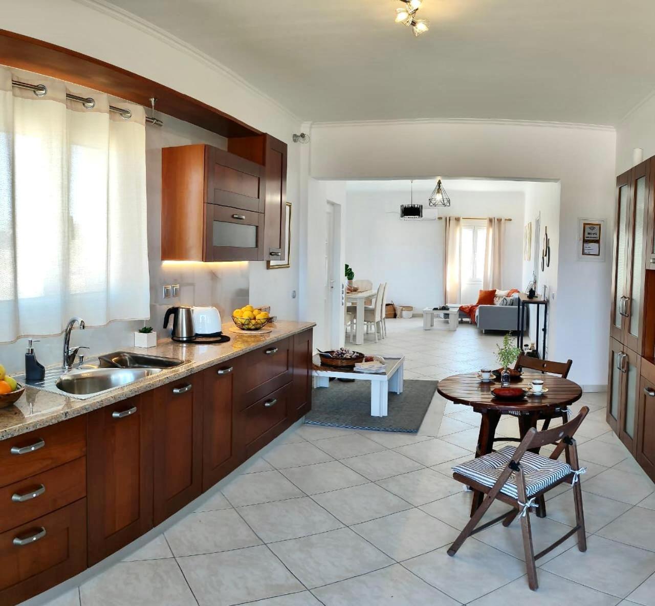 Theasis Apartments Adamantas  Dış mekan fotoğraf