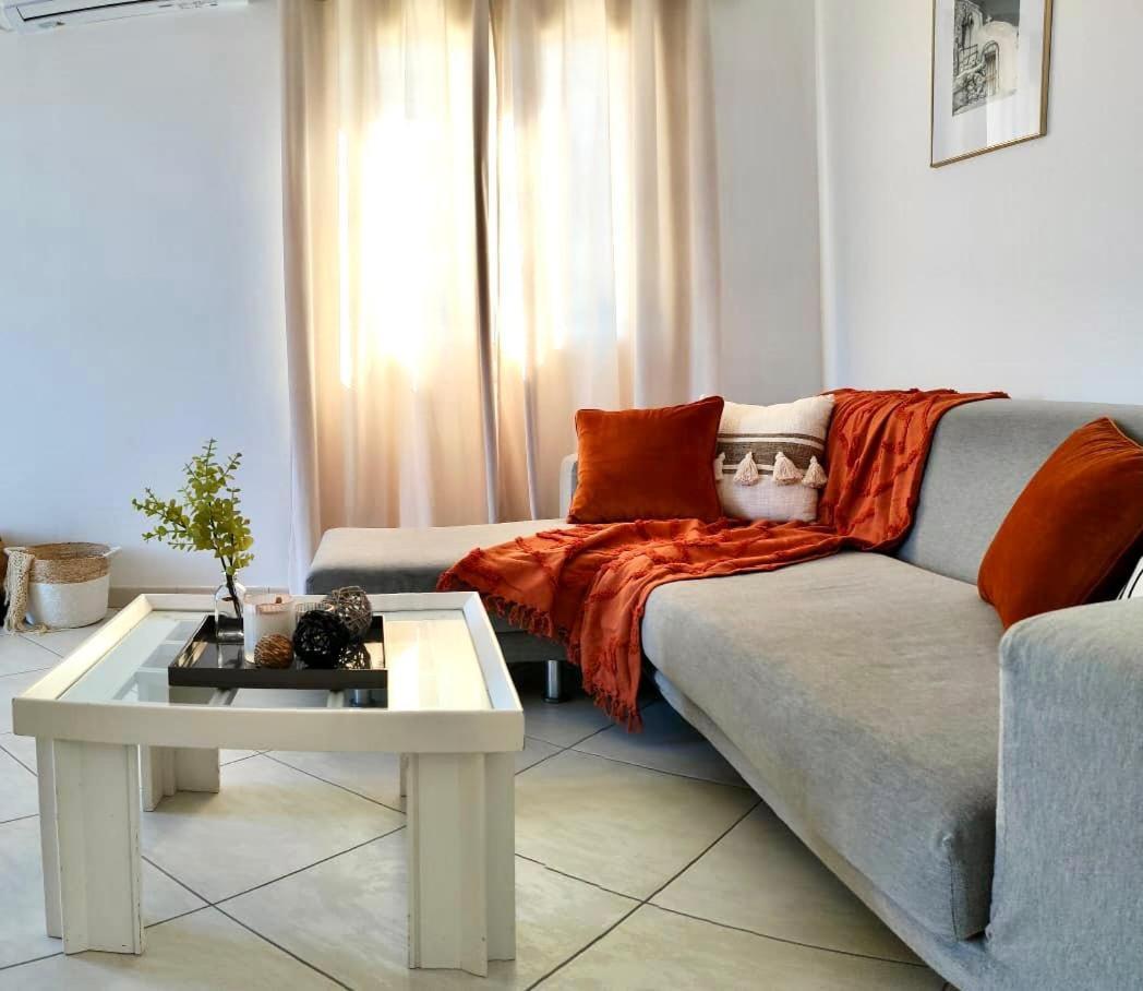 Theasis Apartments Adamantas  Dış mekan fotoğraf