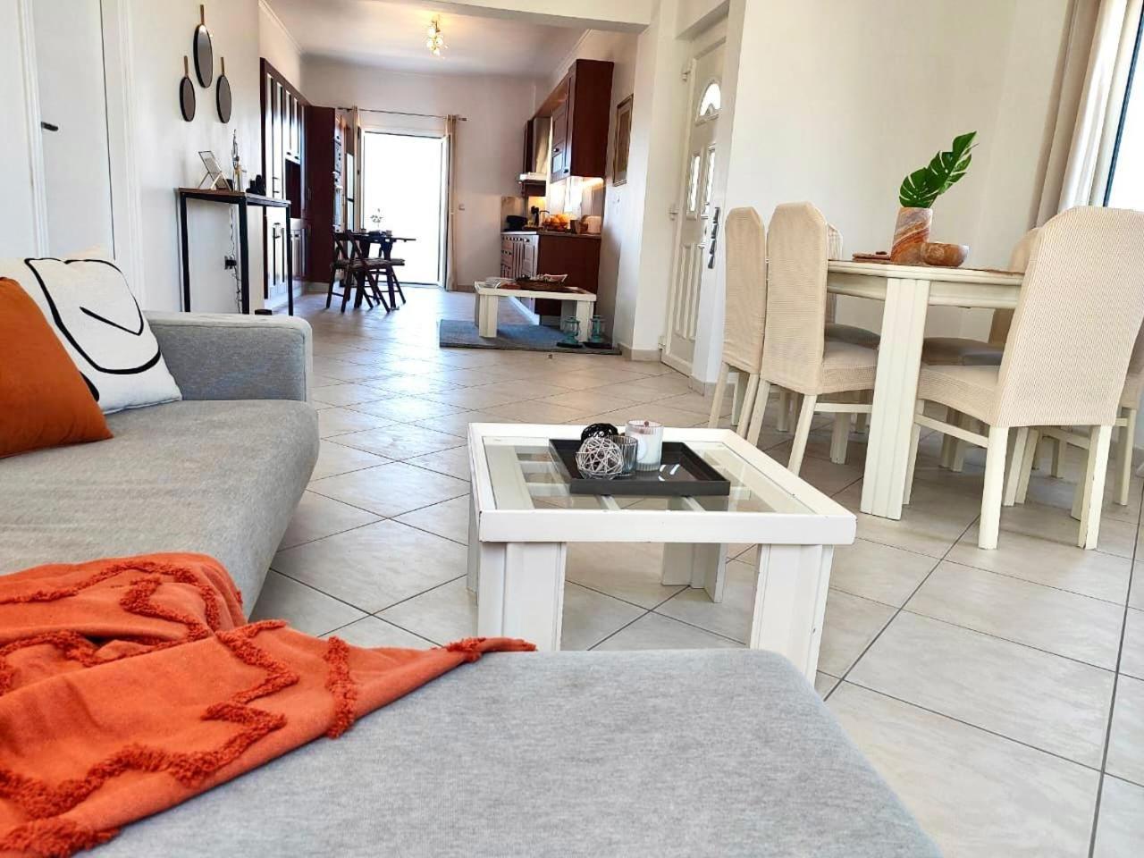 Theasis Apartments Adamantas  Dış mekan fotoğraf
