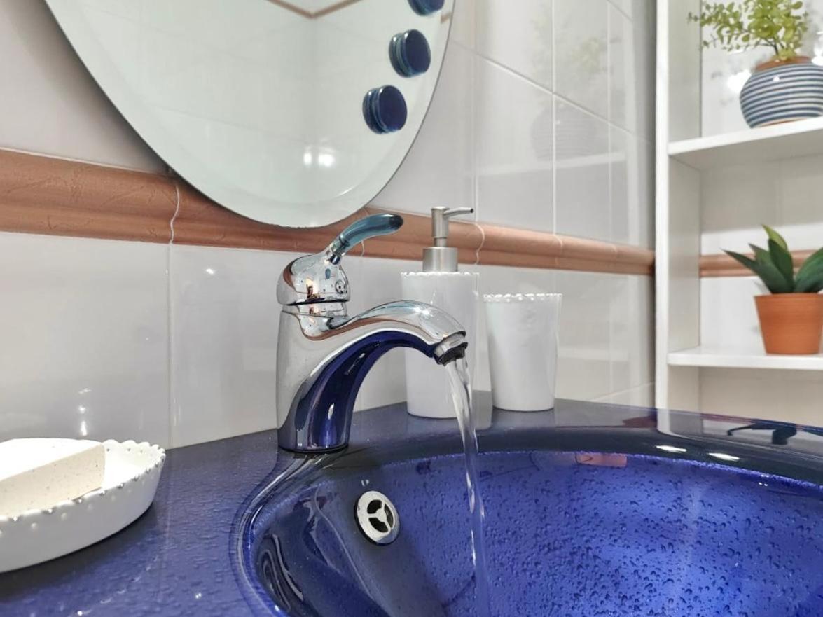 Theasis Apartments Adamantas  Dış mekan fotoğraf